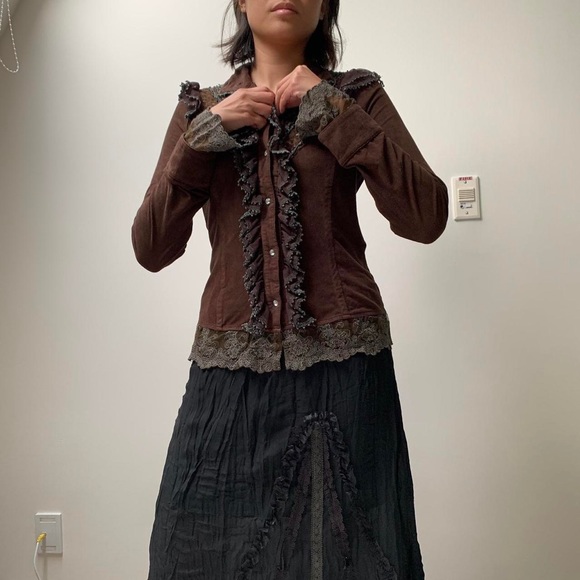 (SOLD) Fairy Grunge Lace Brown Button-Up - Picture 4 of 5